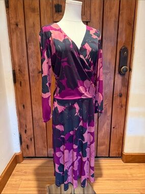 CAbi Dark Floral Dress M Pink Purple Surplice Stretch Midi